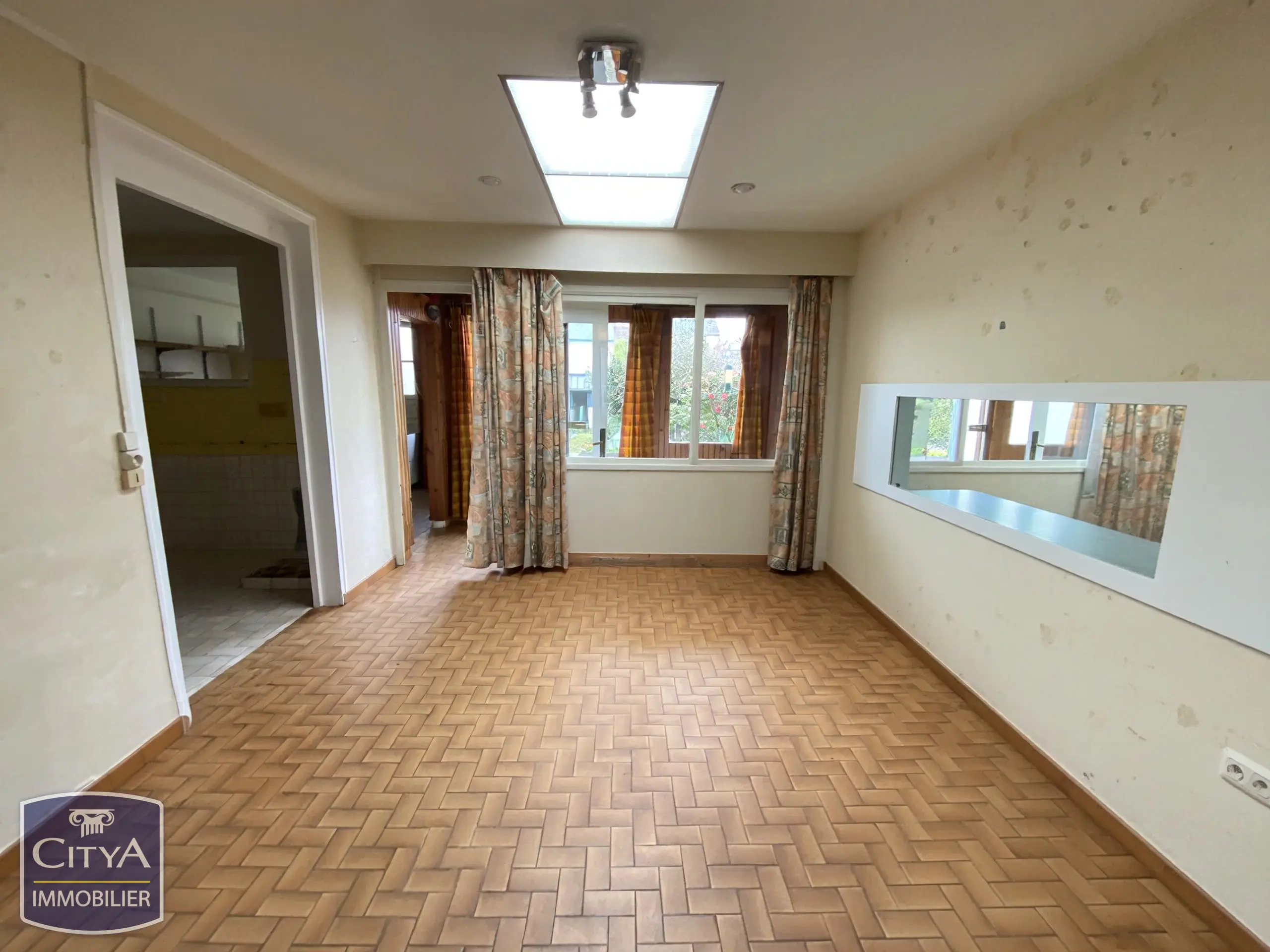 Photo 8 Maison 8 pièces 166.63m²