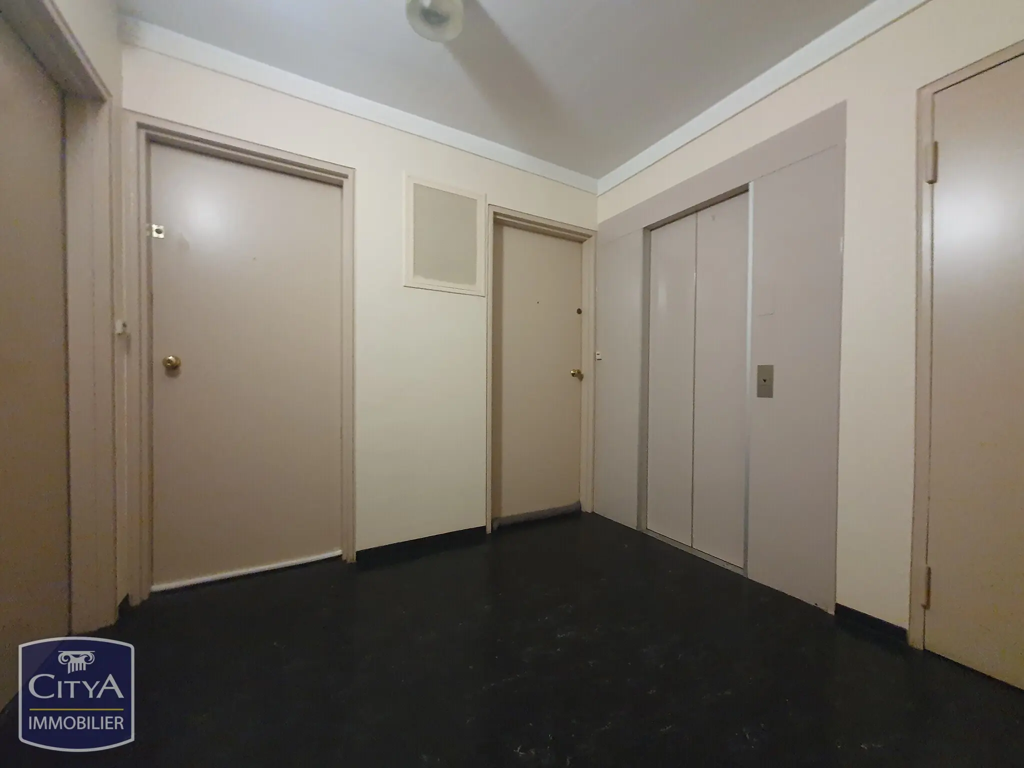 Photo 10 Appartement 1 pièce 32.6m²