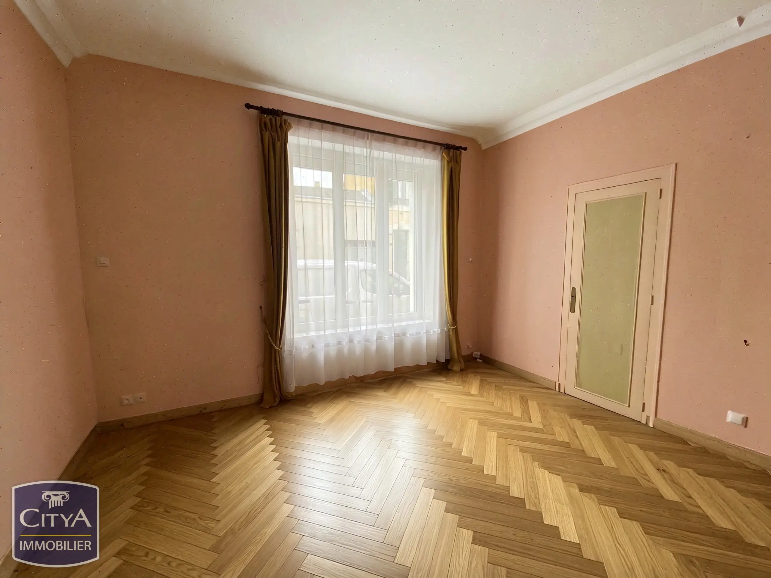 Photo 3 Maison 8 pièces 166.63m²