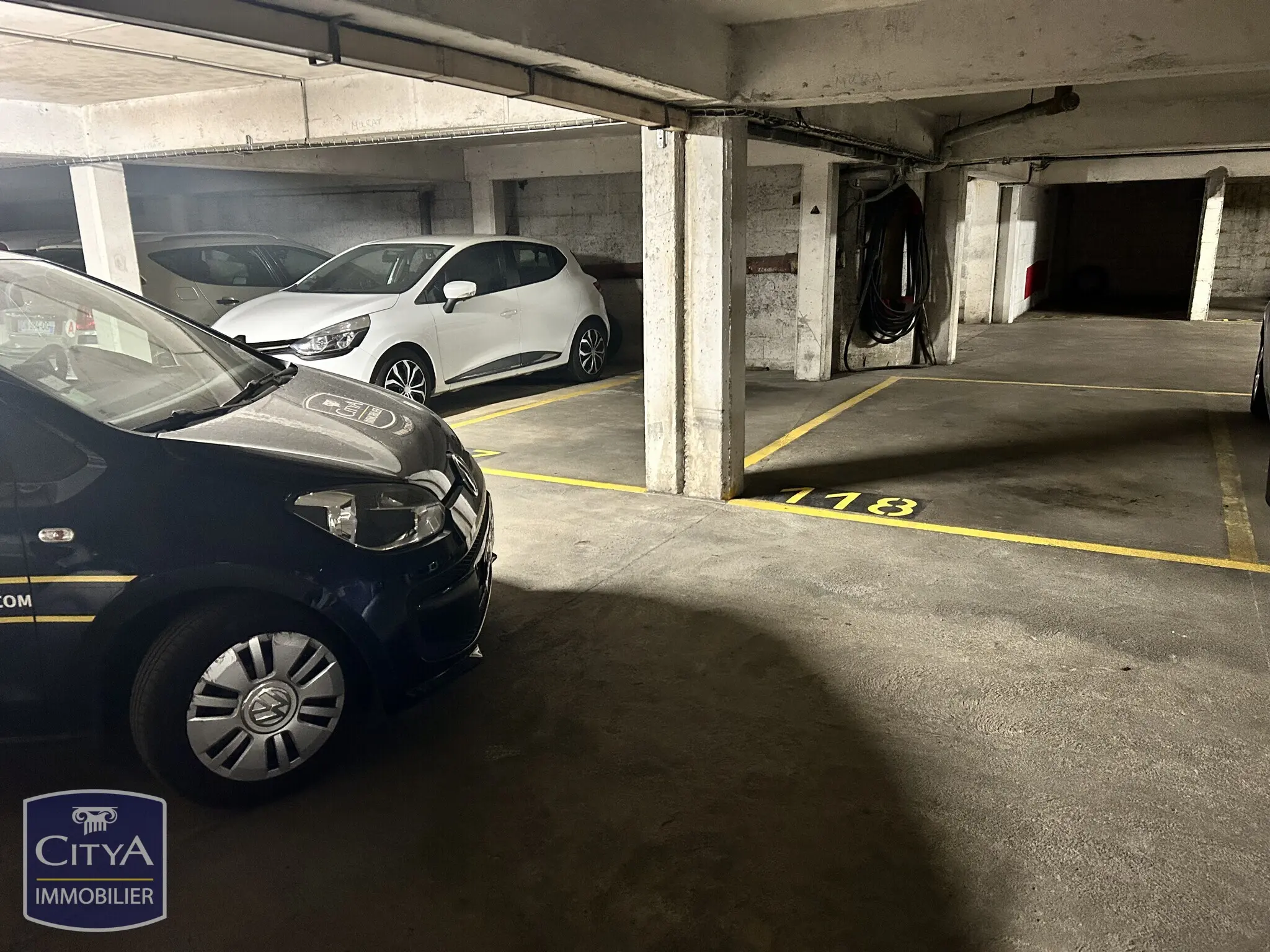 Photo 4 Parking 15m²