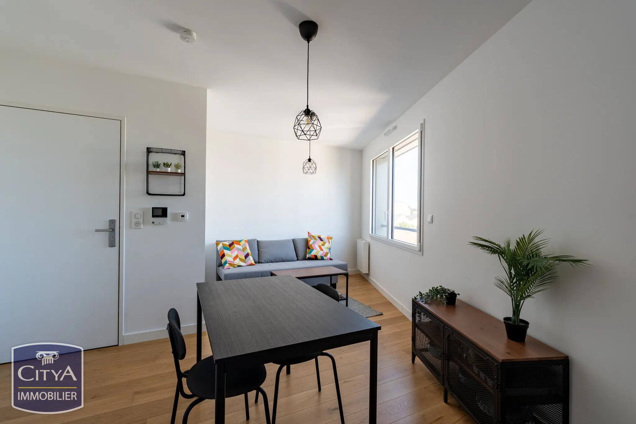 Photo 2 Appartement 1 pièce 23.58m²