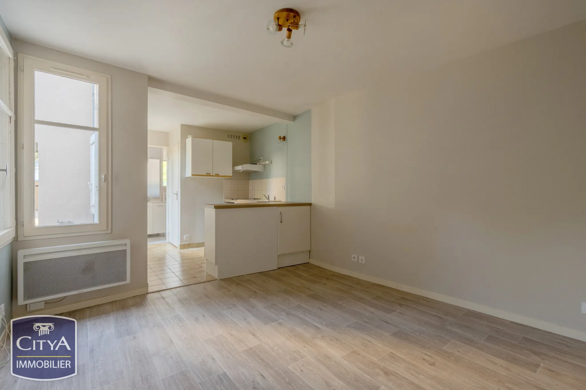 Photo 2 Appartement 1 pièce 22.7m²