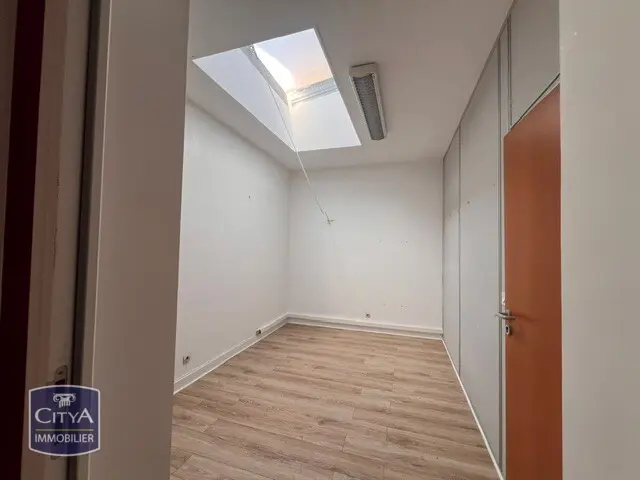 Photo 7 Local Commercial 84.99m²