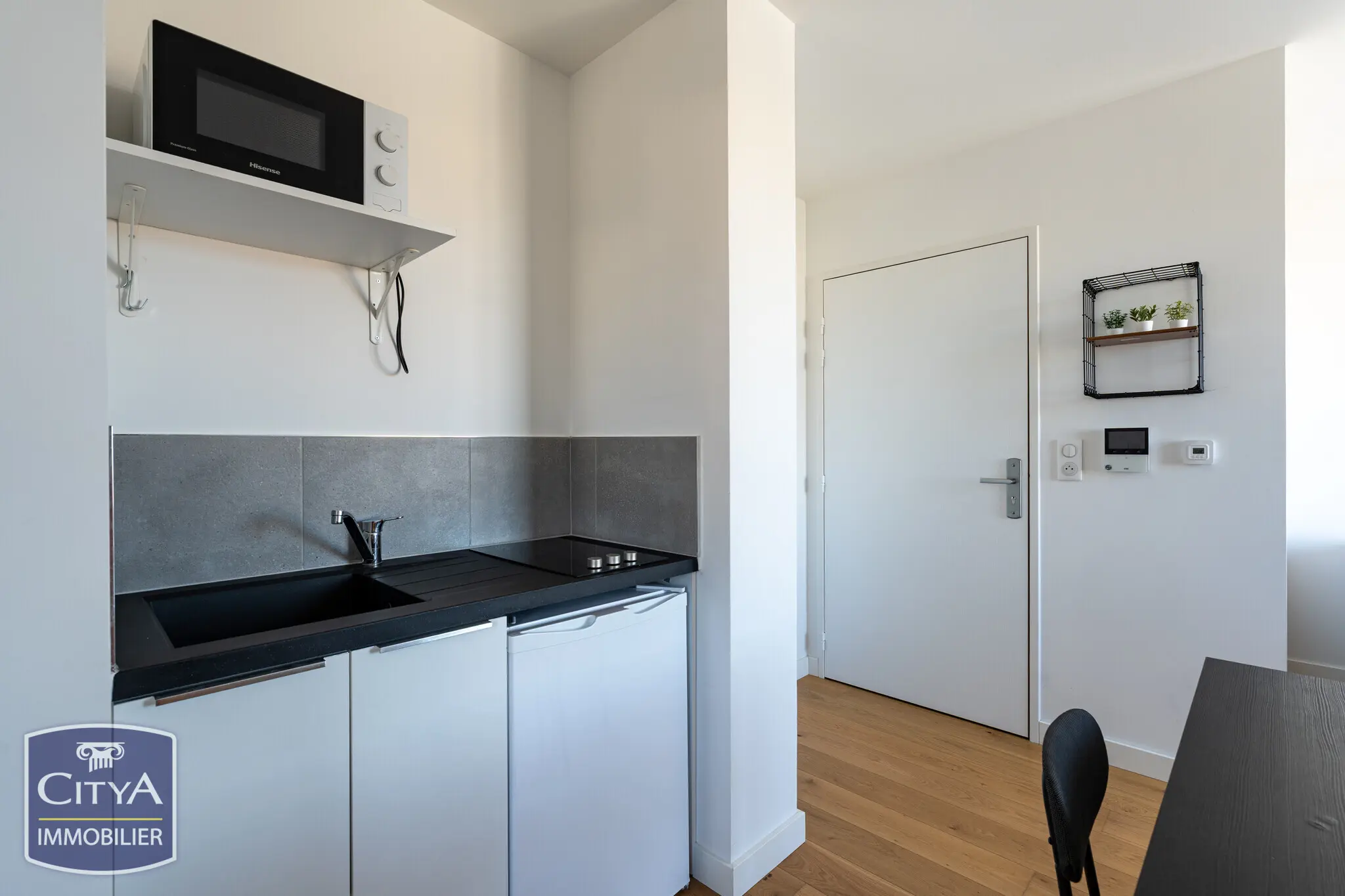 Photo 6 Appartement 1 pièce 23.58m²