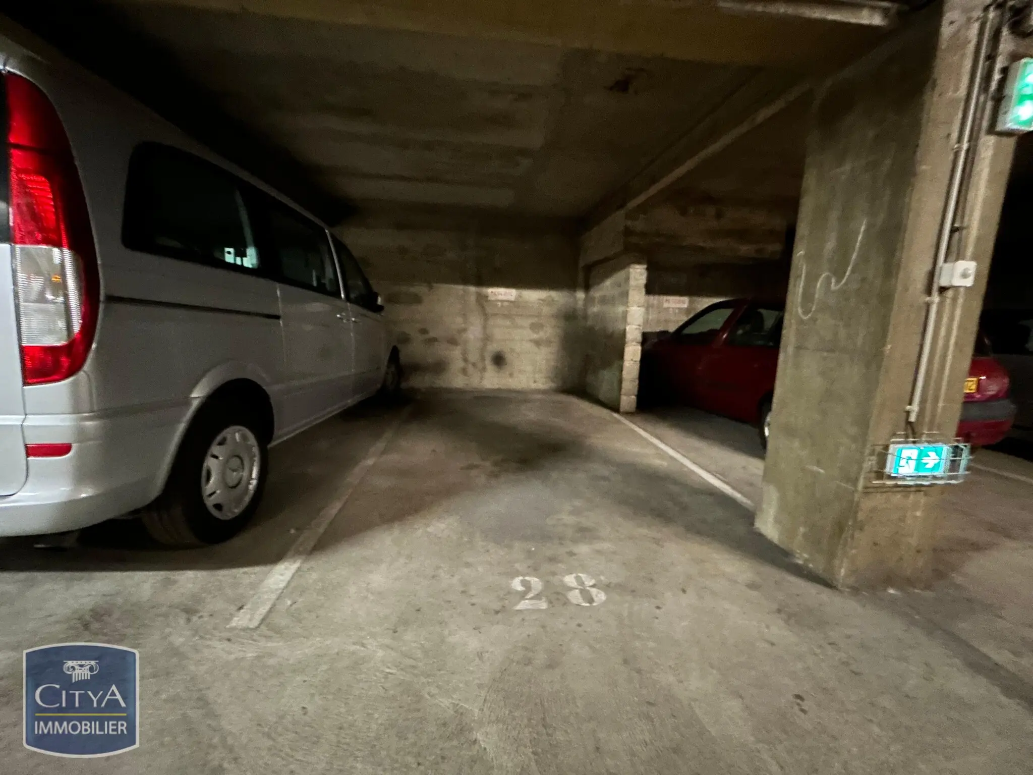 Photo 1 Parking 15m²