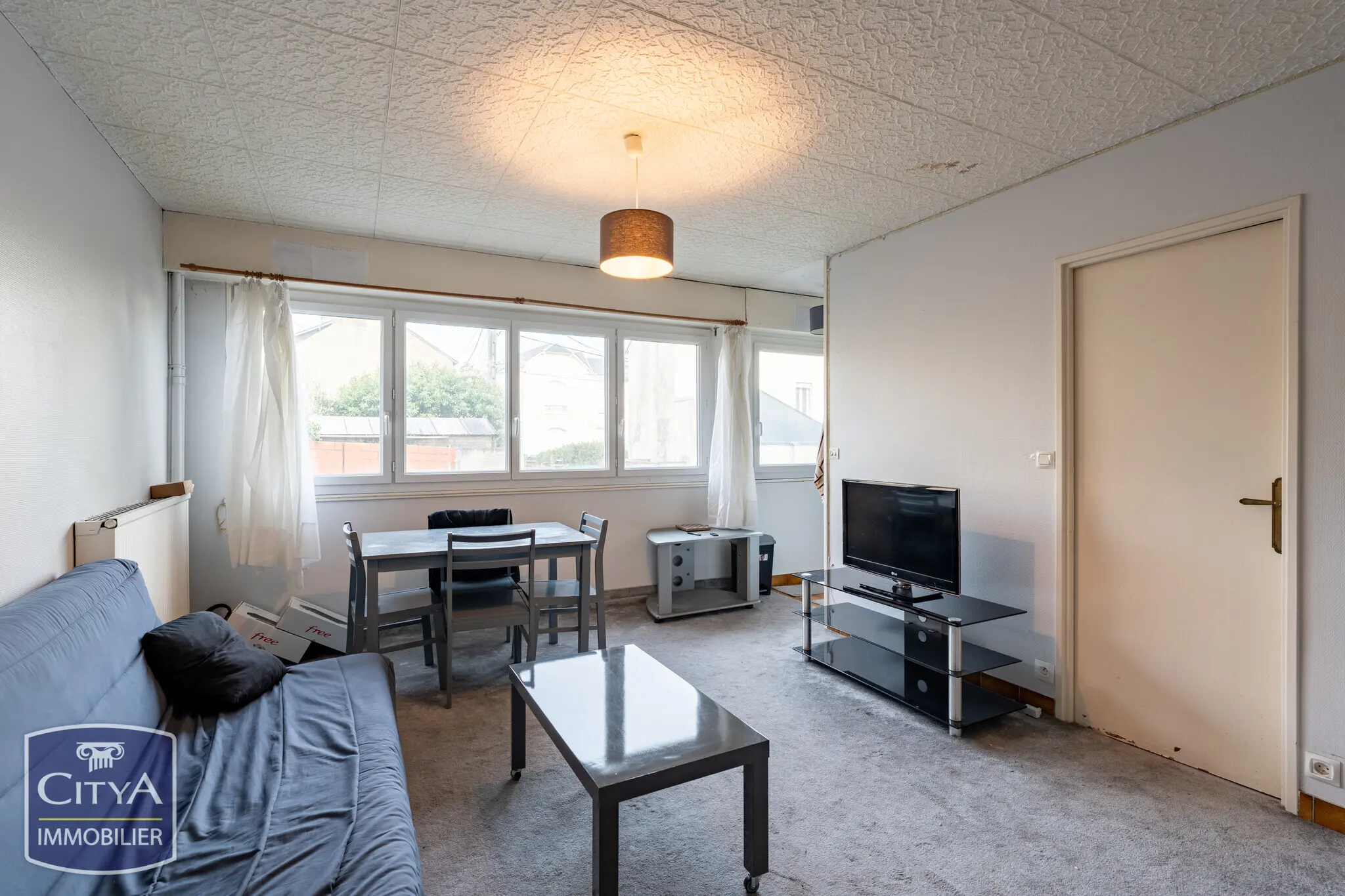 Photo 1 Appartement 1 pièce 28.15m²