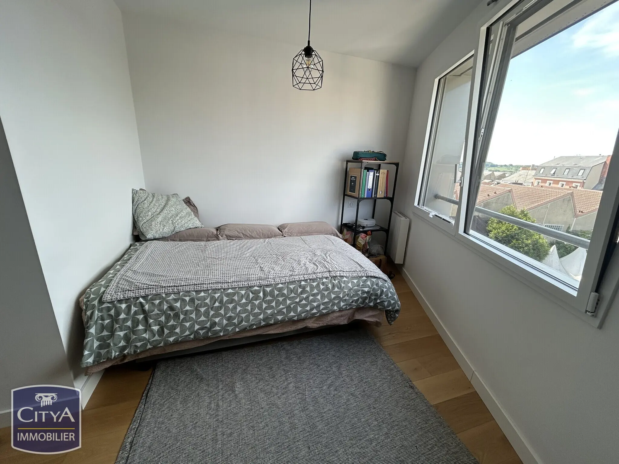 Photo 2 Appartement 1 pièce 24.3m²