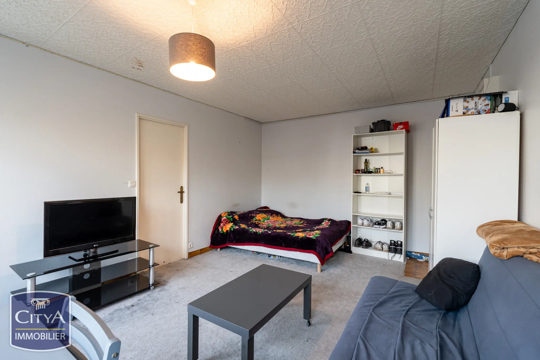 Photo 2 Appartement 1 pièce 28.15m²