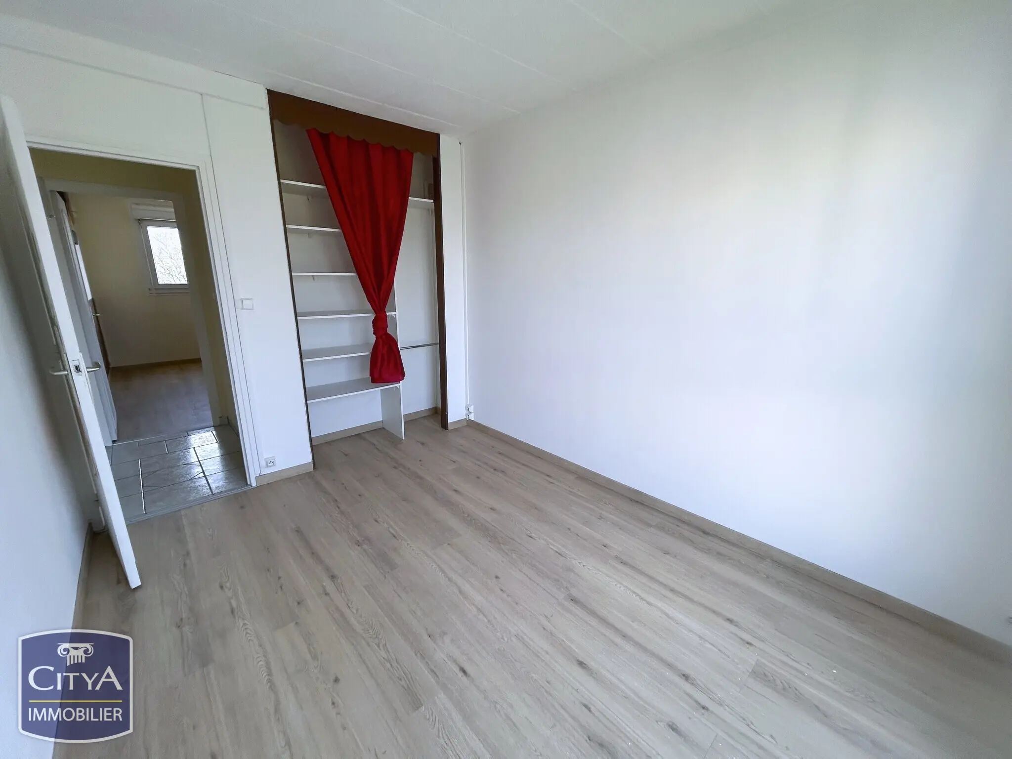 Photo 11 Appartement 5 pièces 75.91m²