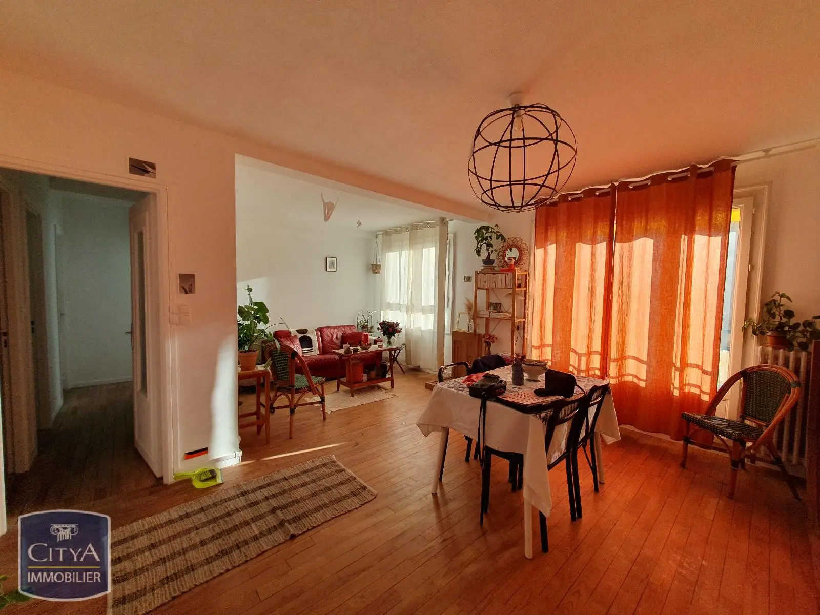 Photo 2 Appartement 4 pièces 73.74m²