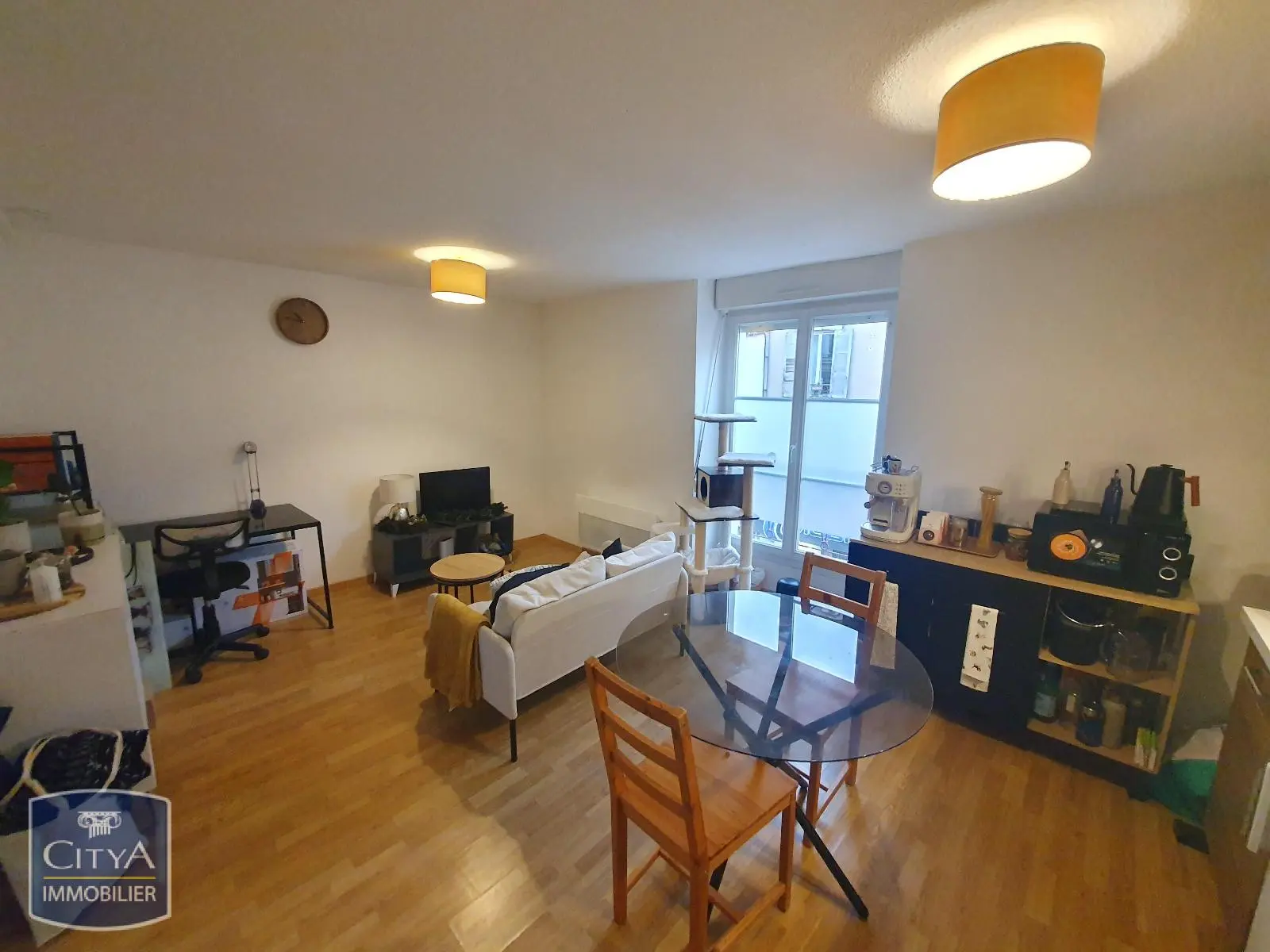 Photo 5 Immeuble 240m²