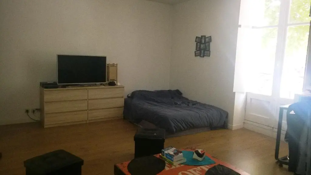 Photo 1 Appartement 1 pièce 32m²