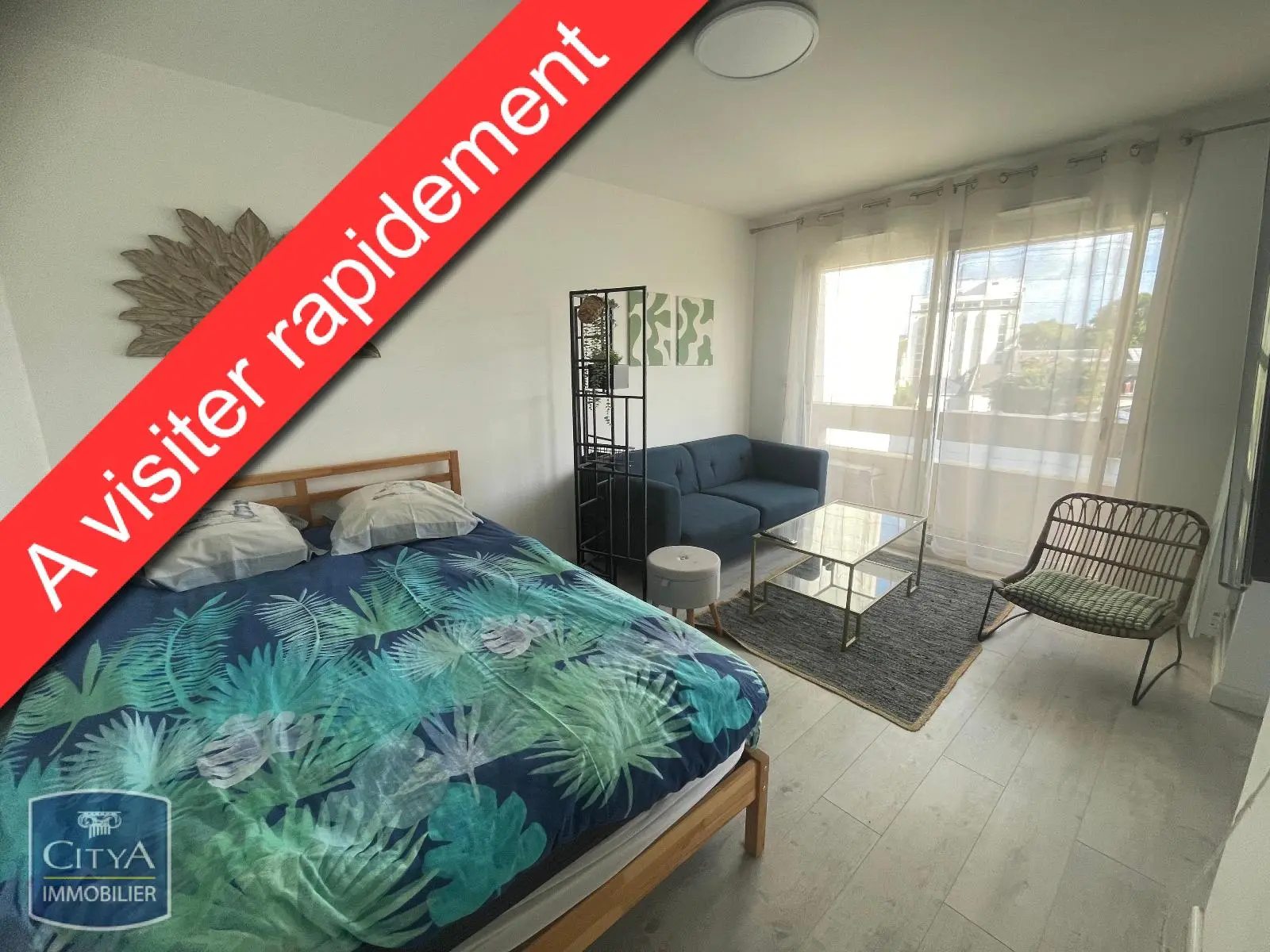 Photo 2 Appartement 1 pièce 28.5m²