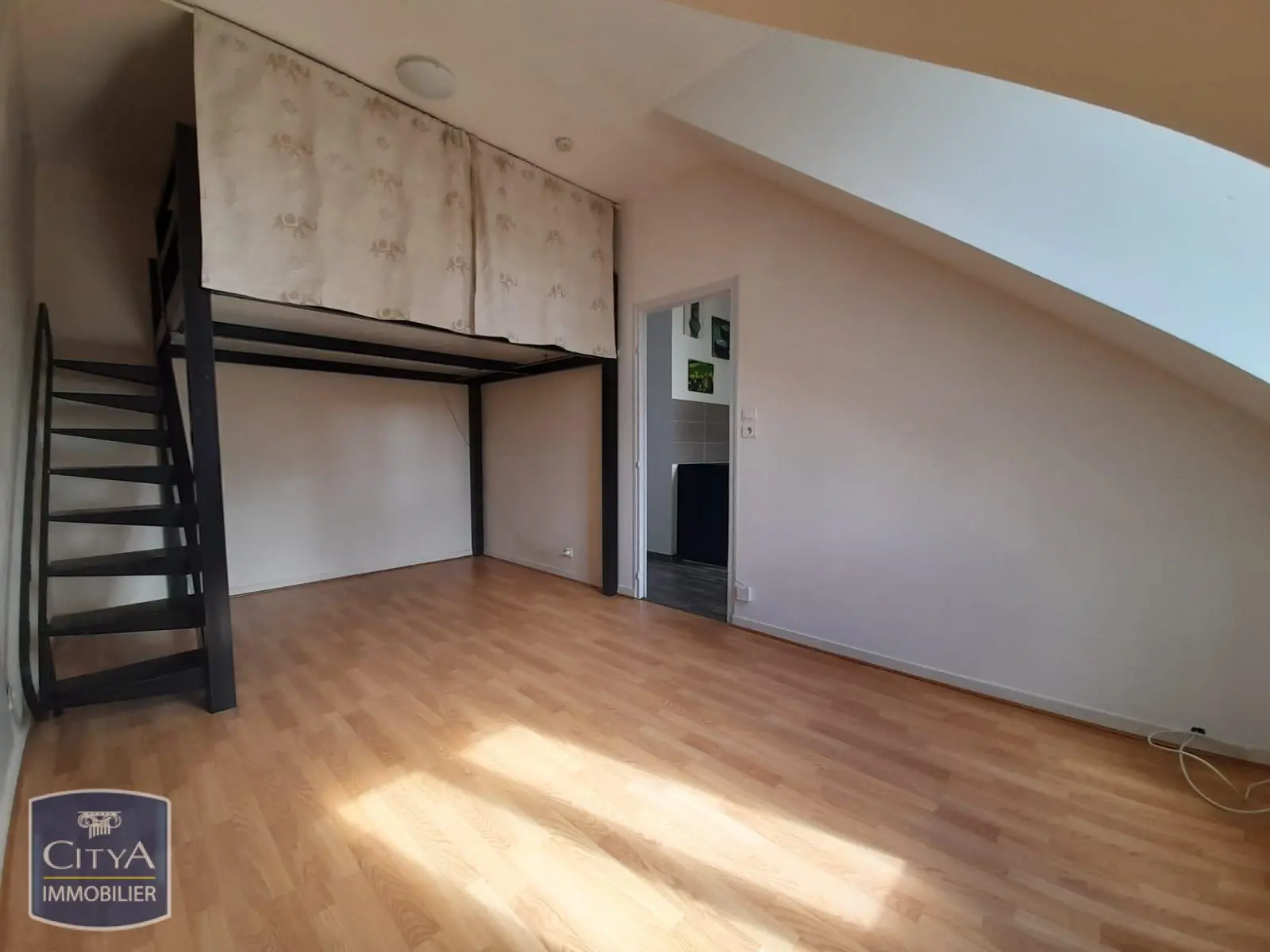 Photo 4 Appartement 1 pièce 31.04m²