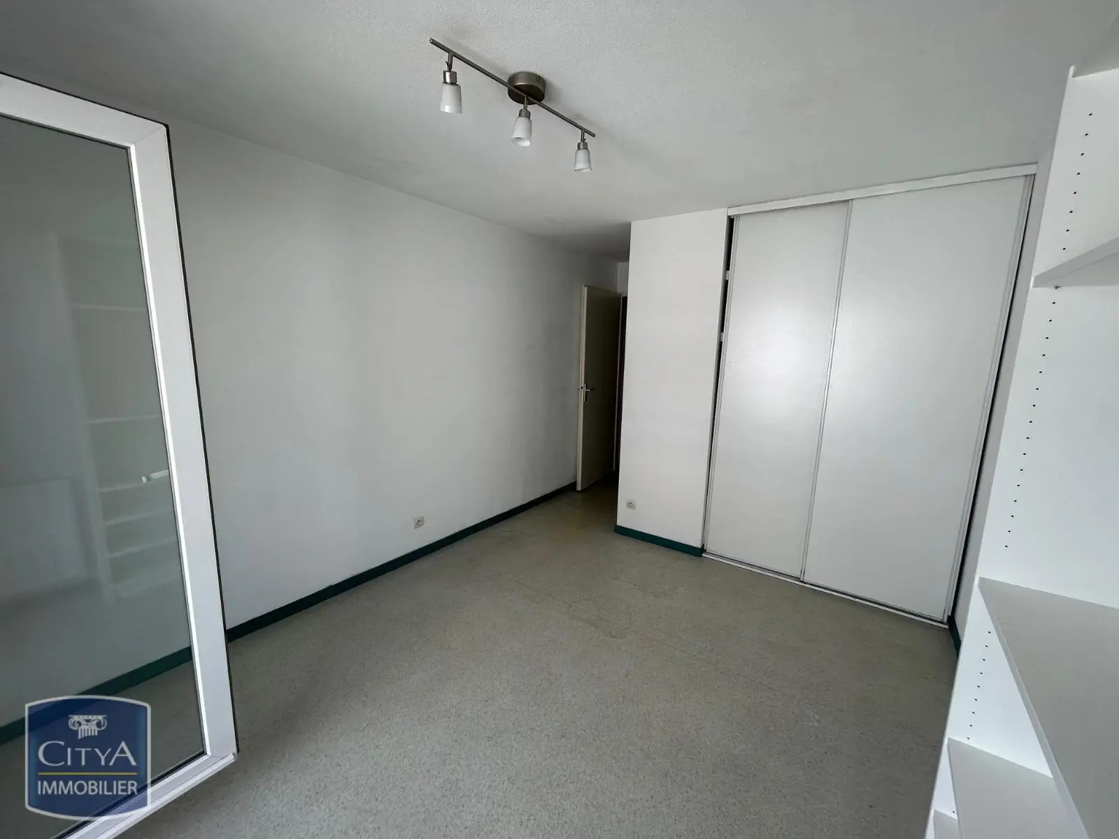 Photo 3 Appartement 1 pièce 18.91m²