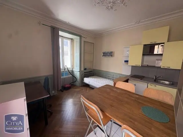 Photo 1 Appartement 1 pièce 16m²
