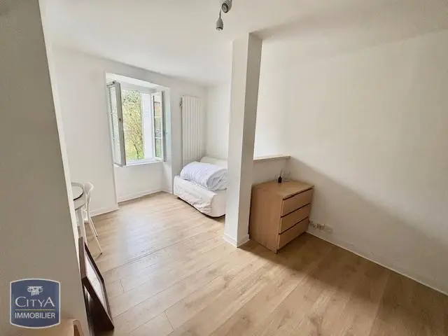 Photo 1 Appartement 1 pièce 22.09m²