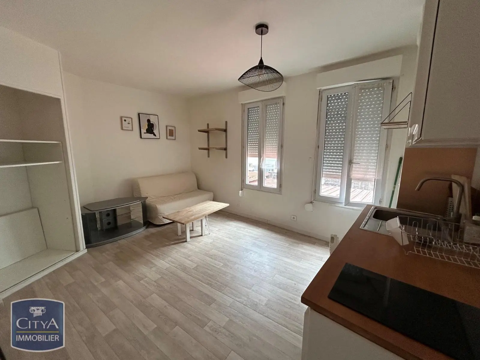 Photo 1 Appartement 1 pièce 21m²