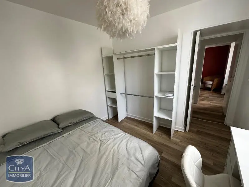 Photo 2 Appartement 1 pièce 24.18m²