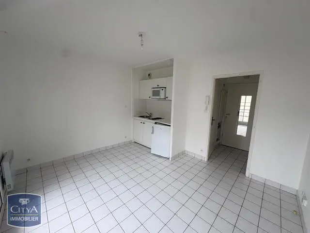 Photo 1 Appartement 1 pièce 18.32m²