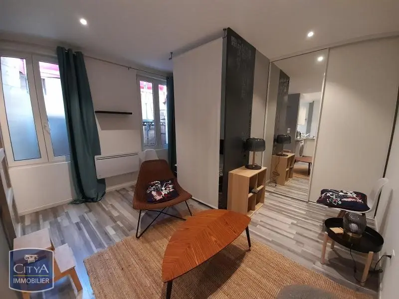 Photo 3 Appartement 1 pièce 31.21m²