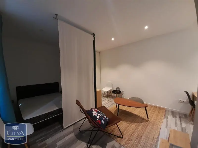 Photo 2 Appartement 1 pièce 31.21m²