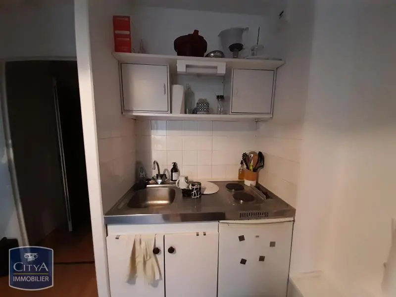Photo 3 Appartement 1 pièce 17.81m²