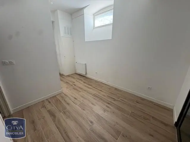 Photo 3 Appartement 2 pièces 74.79m²