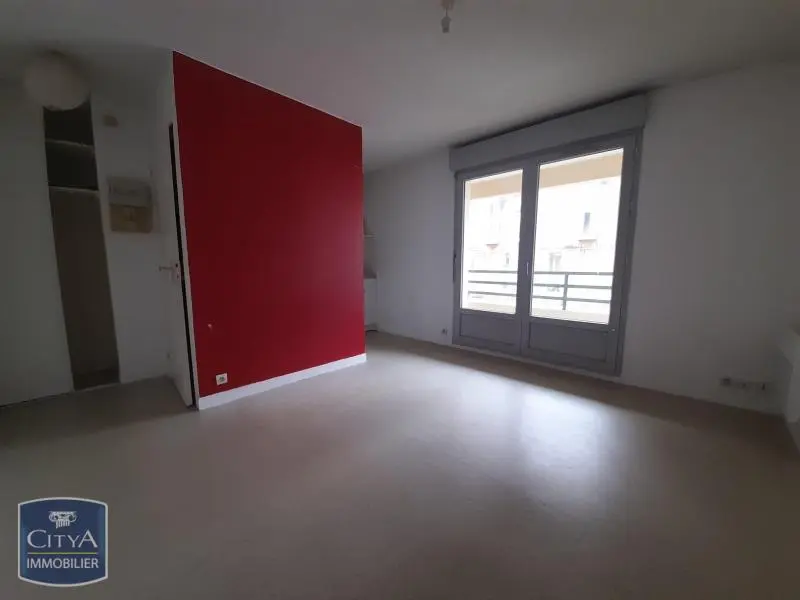 Photo 2 Appartement 1 pièce 19.71m²