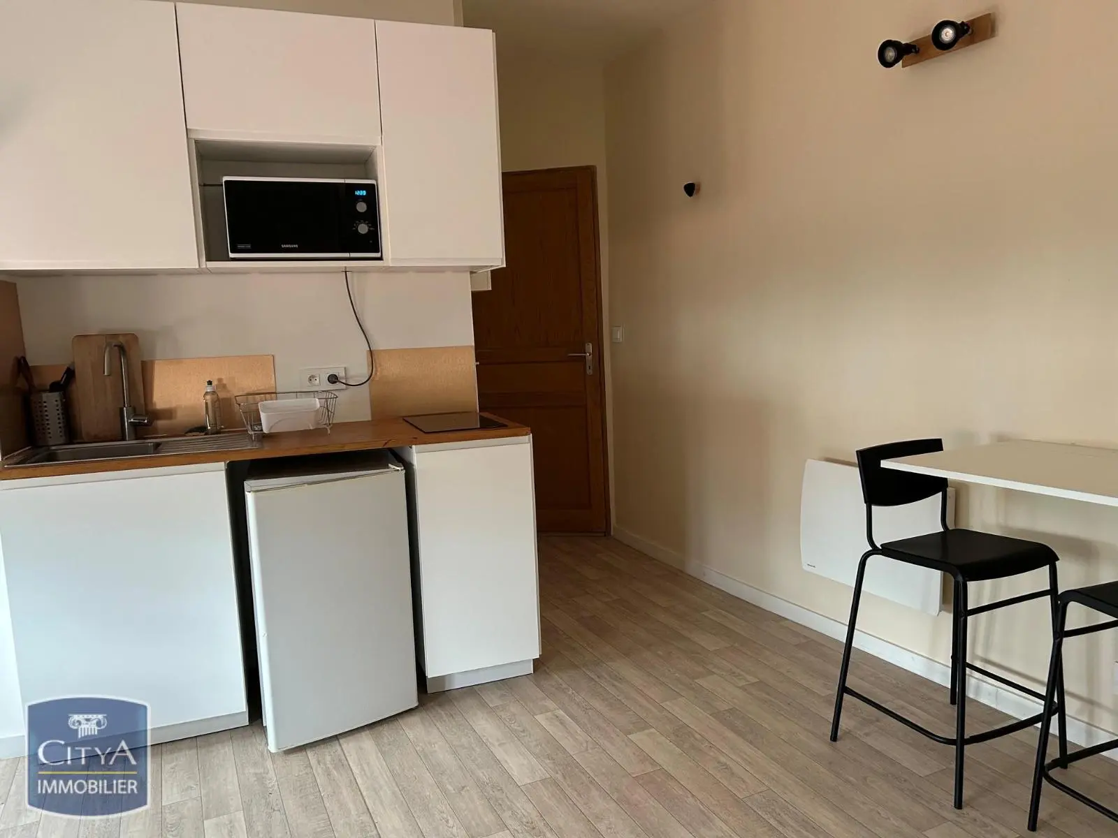 Photo 2 Appartement 1 pièce 21m²
