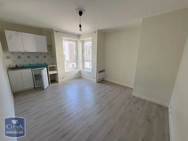 Photo 1 Appartement 1 pièce 20.27m²