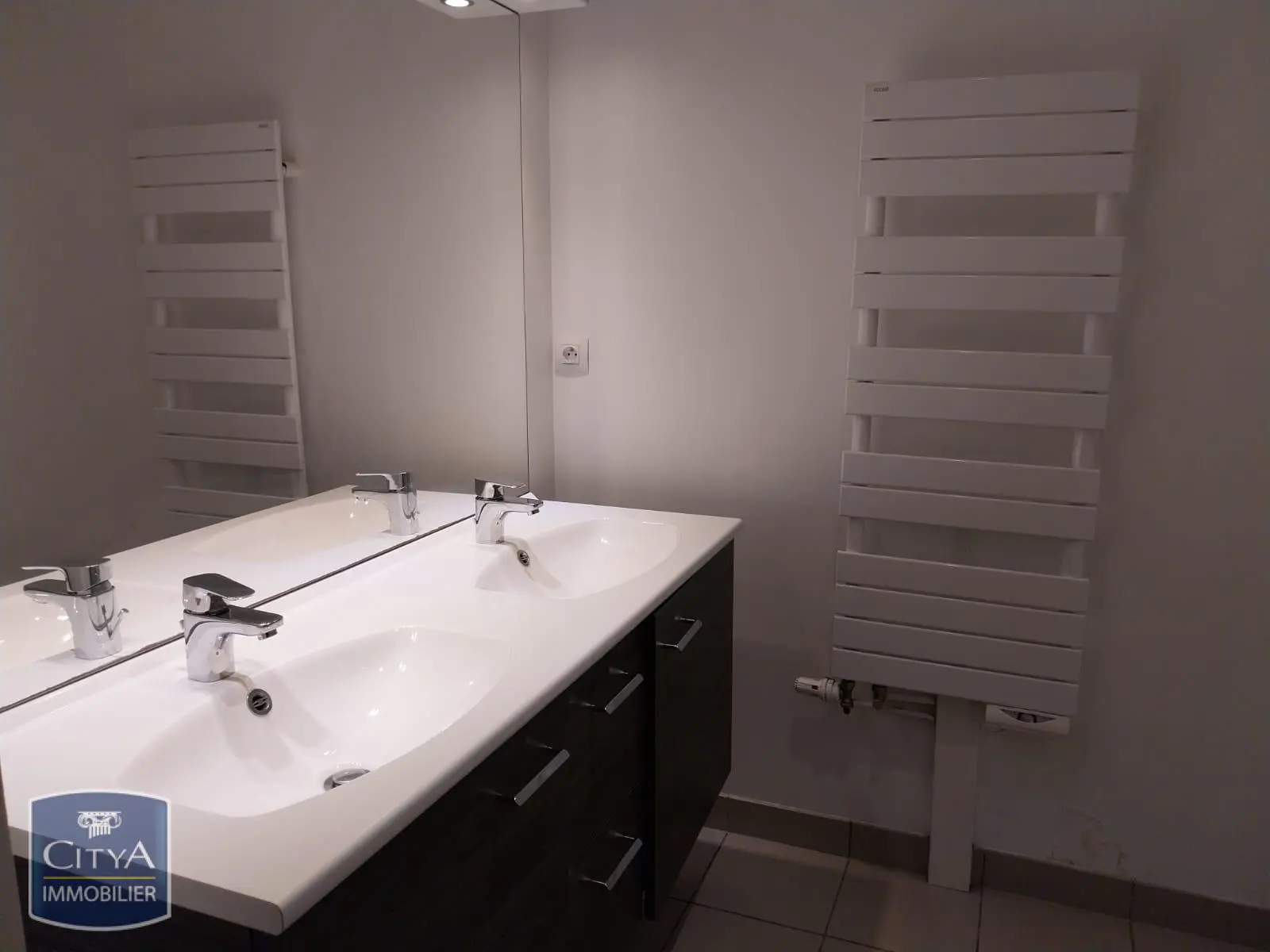 Photo 10 Appartement 4 pièces 99.56m²