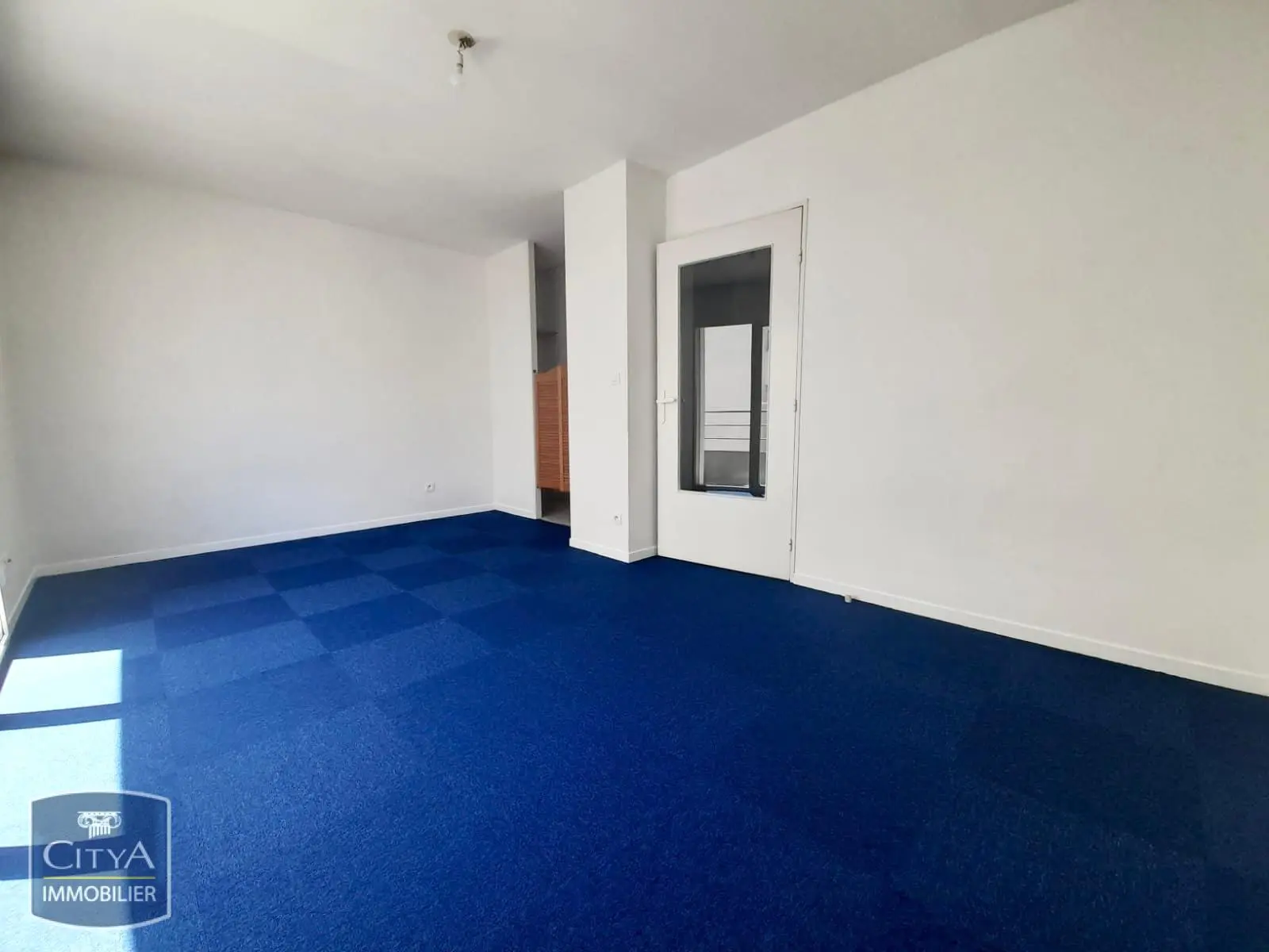 Photo 5 Appartement 1 pièce 23.89m²