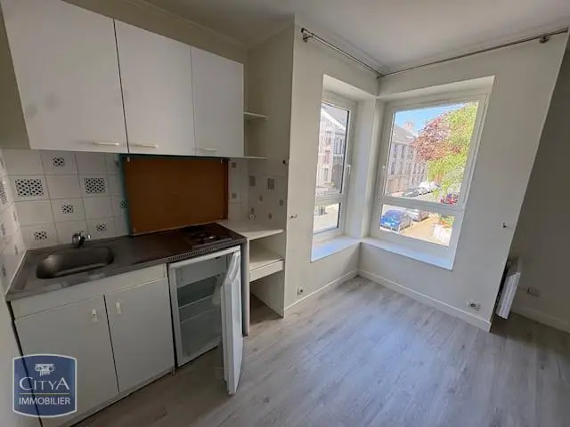 Photo 3 Appartement 1 pièce 20.27m²