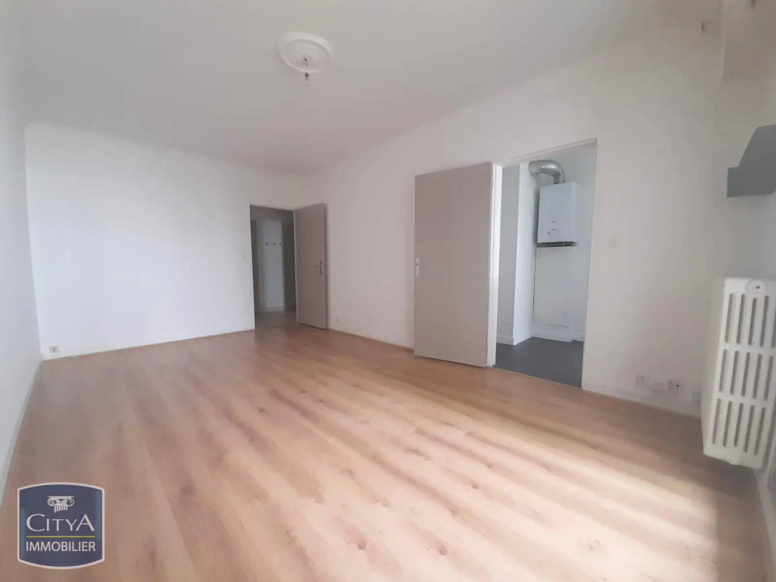 Photo 2 Appartement 2 pièces 57.67m²