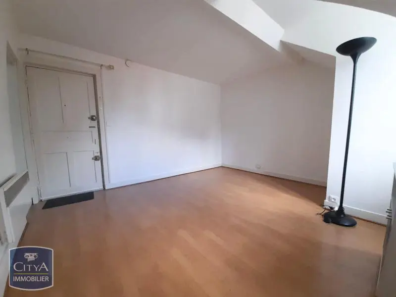 Photo 3 Appartement 1 pièce 16.57m²