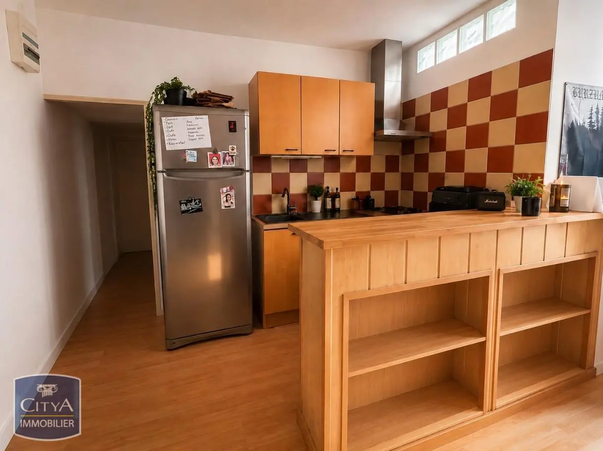 Photo 1 Appartement 1 pièce 28.12m²