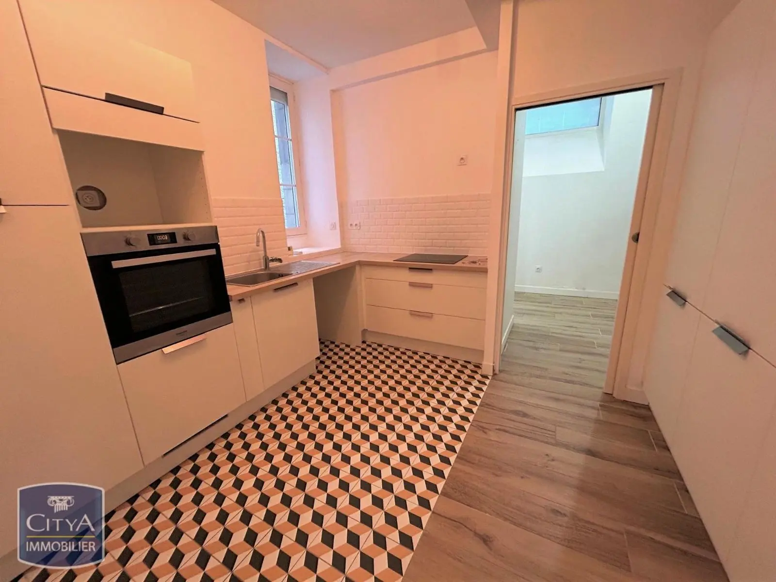 Photo 3 Appartement 2 pièces 74.79m²