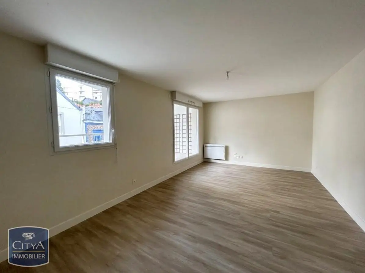 Photo 1 Appartement 4 pièces 80.49m²
