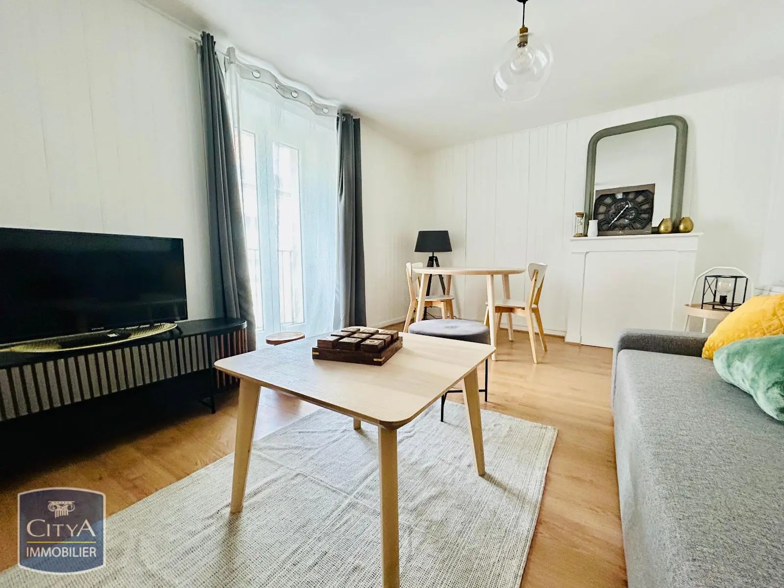 Photo 2 Appartement 1 pièce 23.01m²