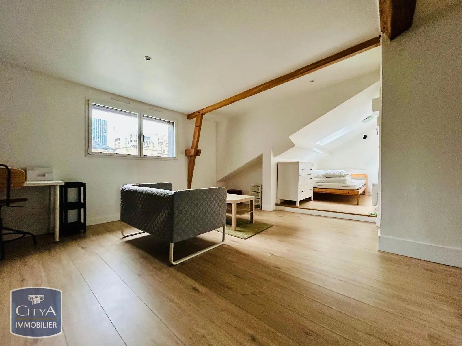 Photo 2 Appartement 1 pièce 24.21m²