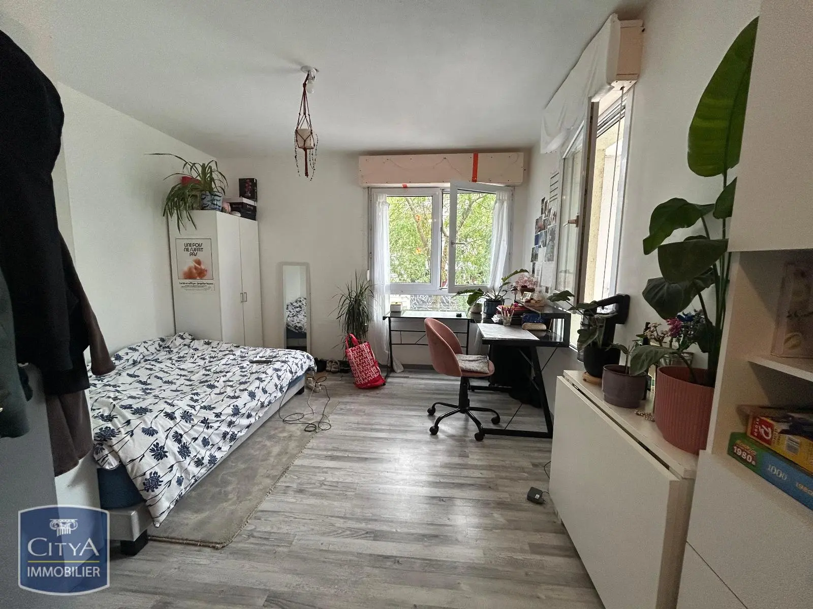 Photo 1 Appartement 1 pièce 18.2m²