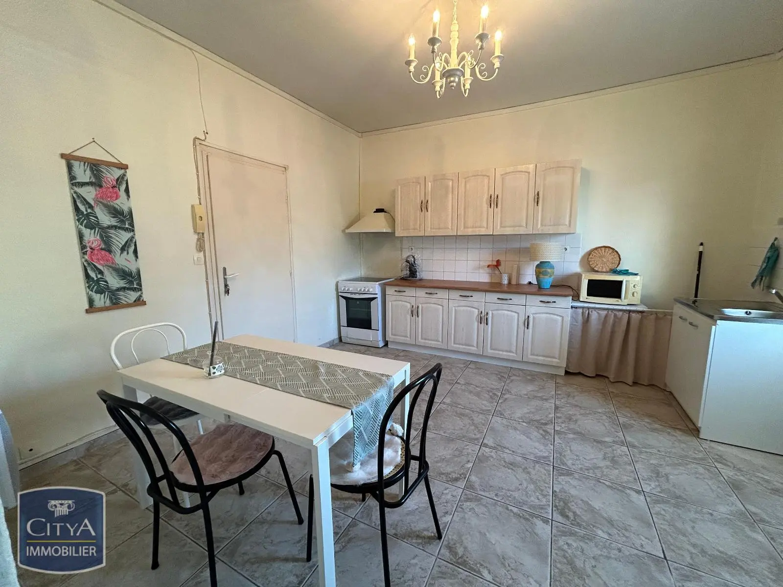 Photo 2 Appartement 1 pièce 35.85m²