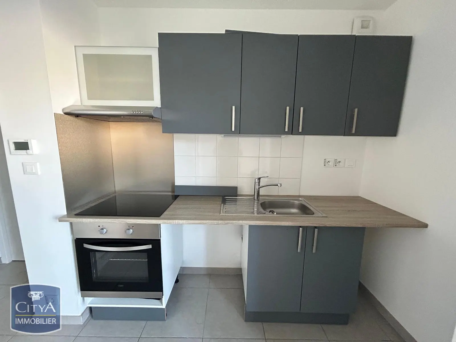 Photo 2 Appartement 1 pièce 25.03m²