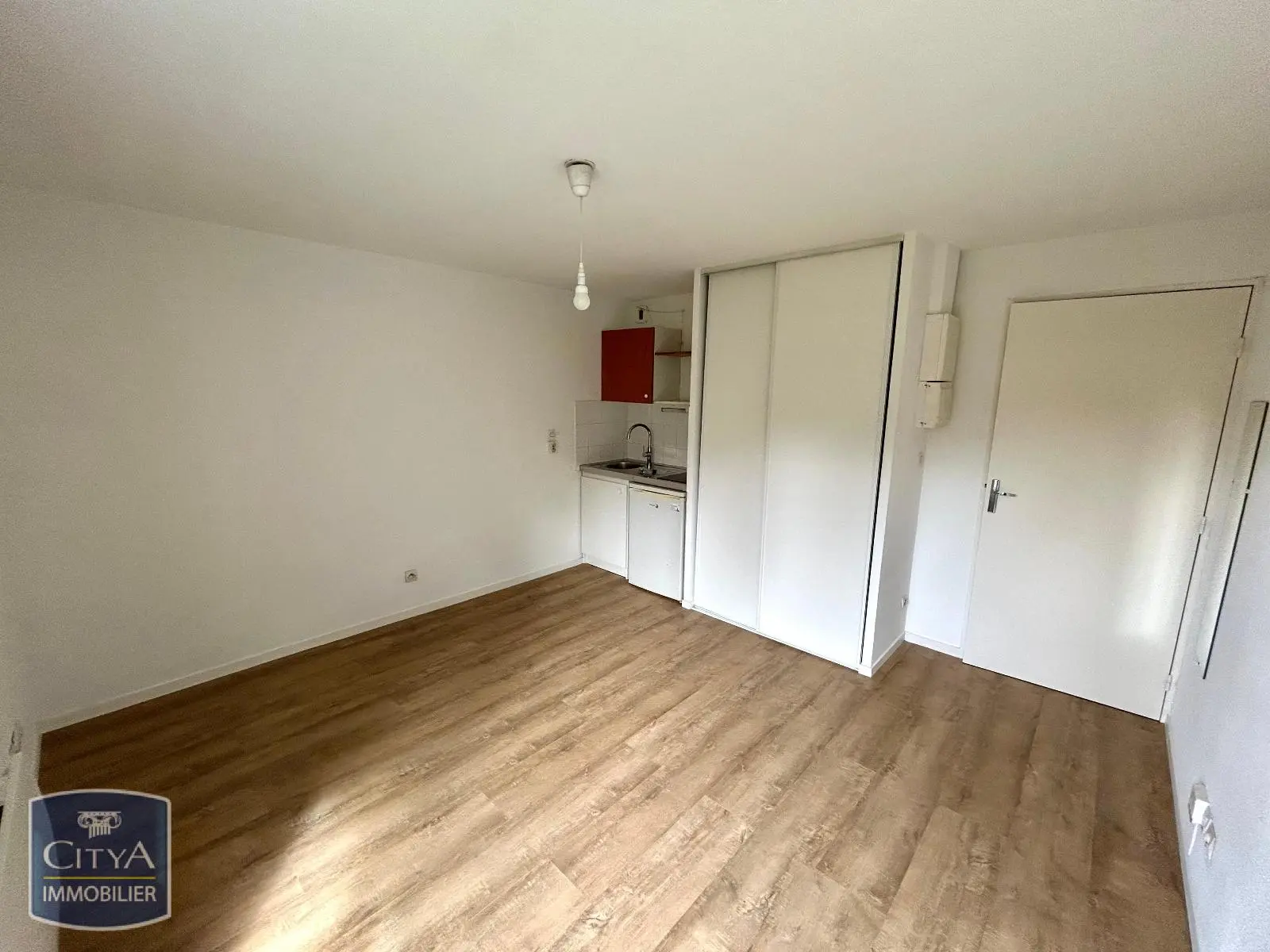 Photo 1 Appartement 1 pièce 18.5m²