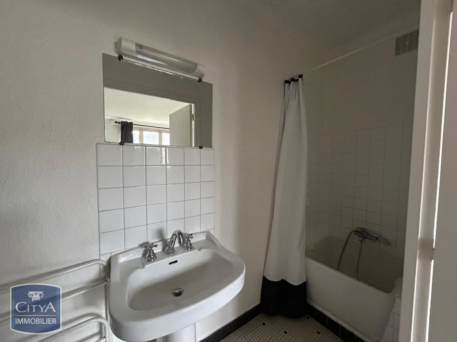 Photo 4 Appartement 1 pièce 27.87m²
