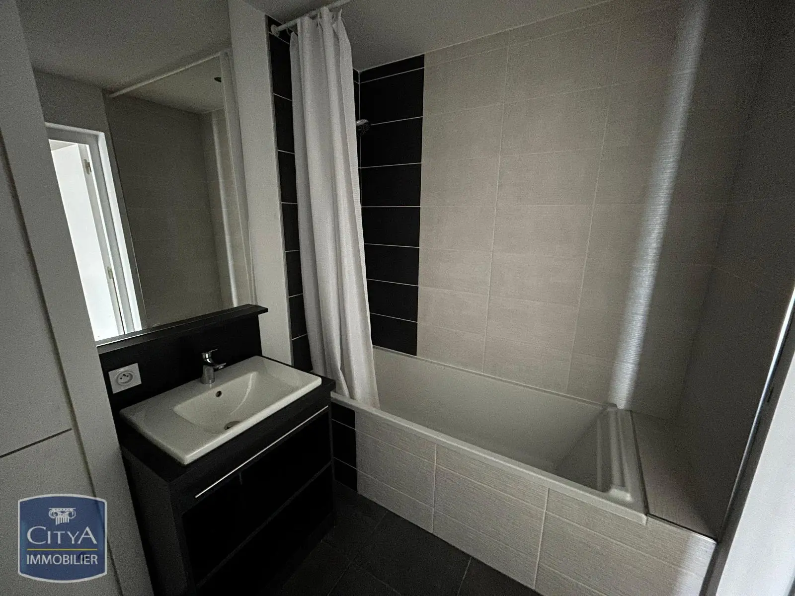 Photo 5 Appartement 4 pièces 82.37m²