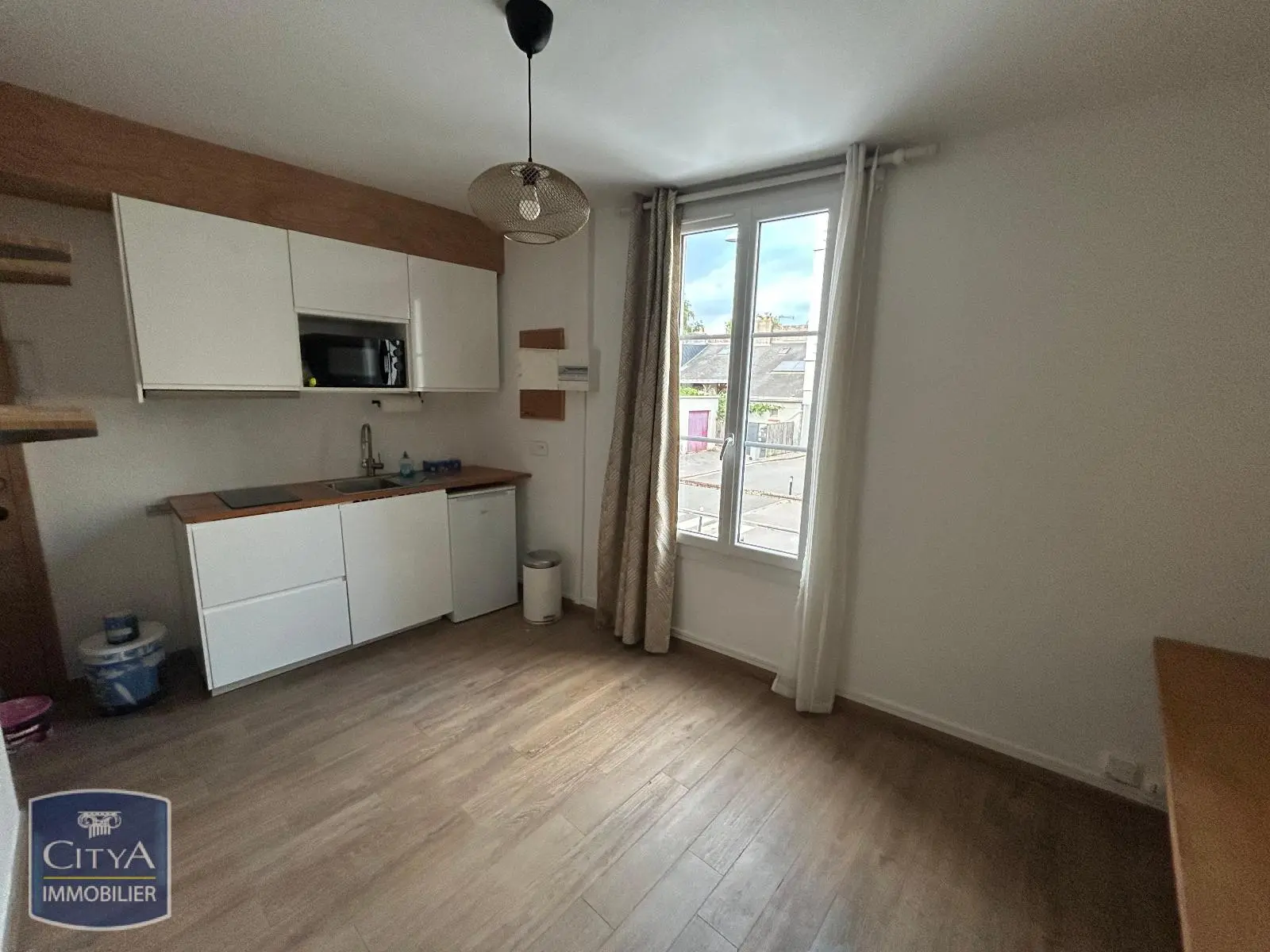 Photo 1 Appartement 1 pièce 24.15m²