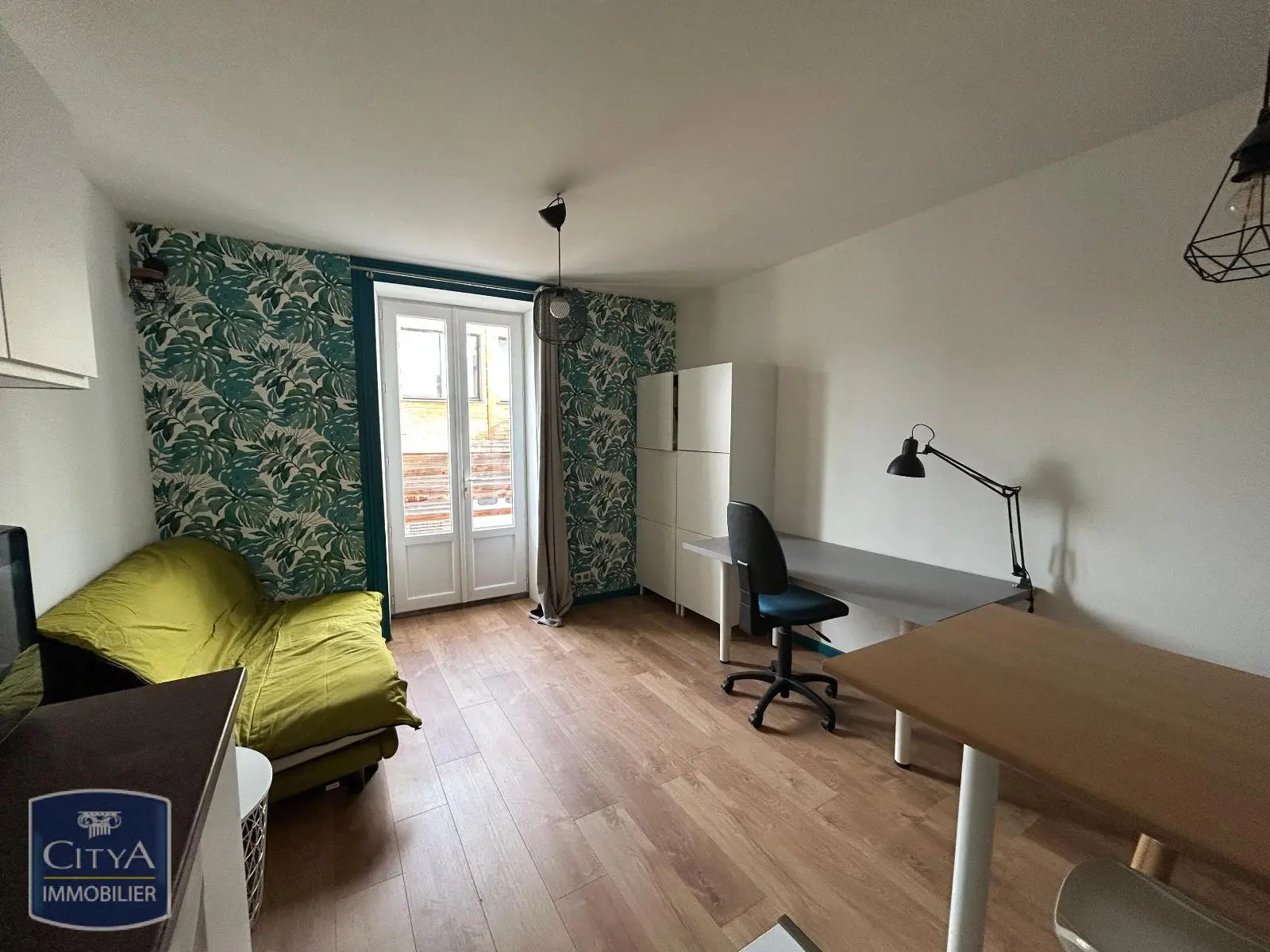 Photo 1 Appartement 1 pièce 17.84m²