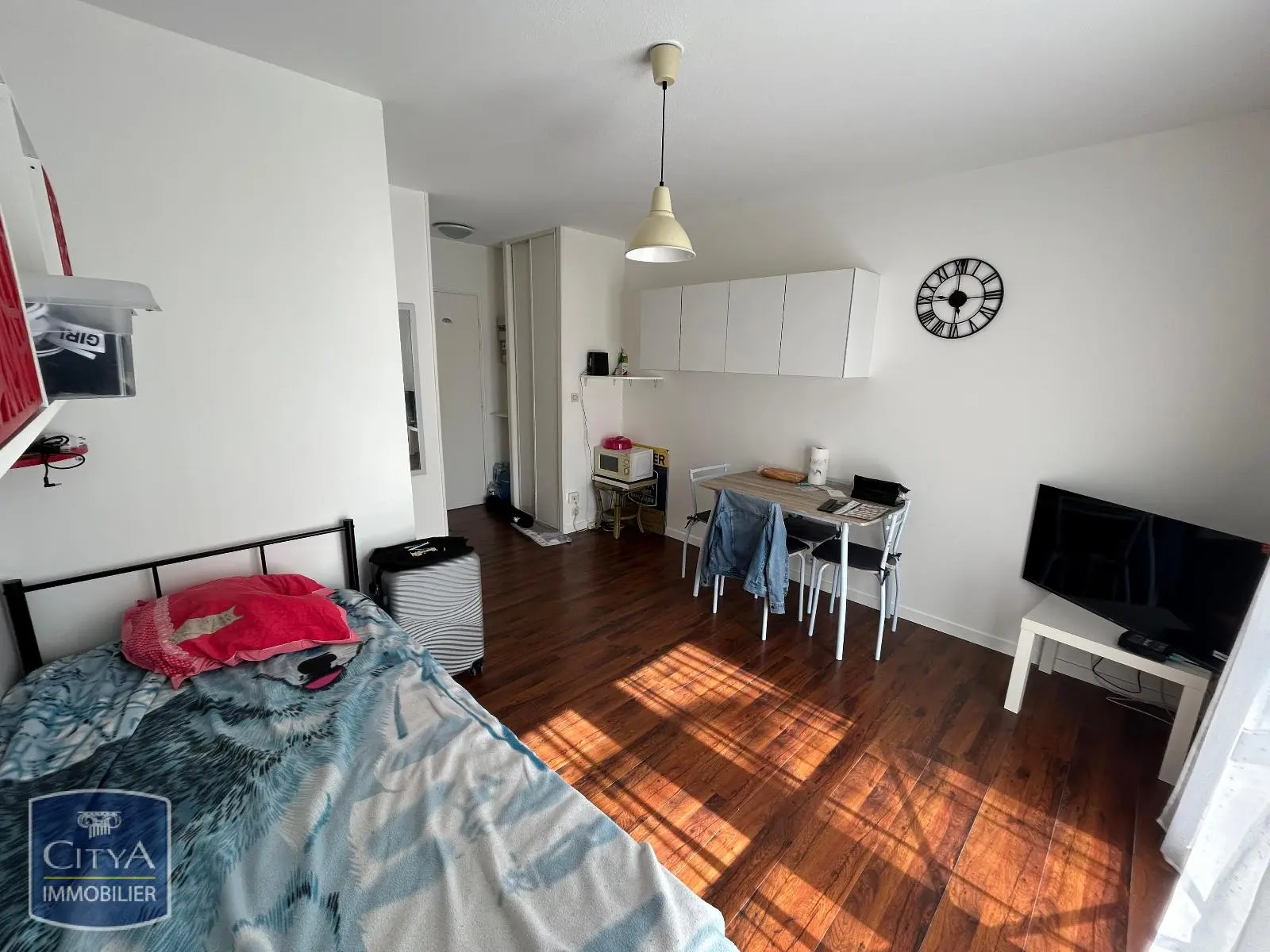 Photo 2 Appartement 1 pièce 17.68m²